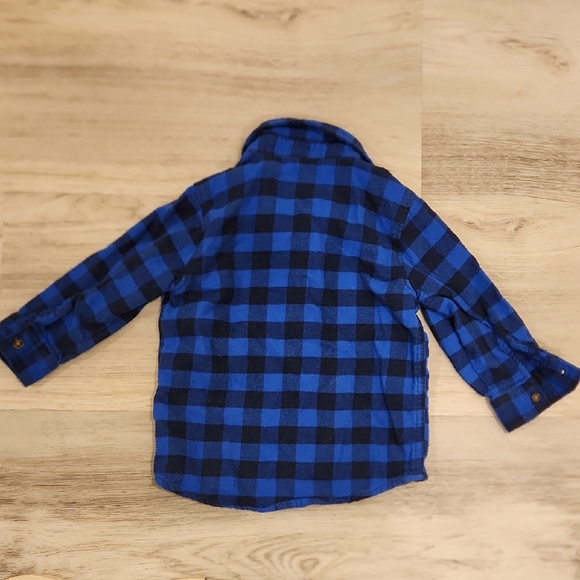 Carter's Blue & Black button Down Shirt size 18mo - Picture 3 of 3